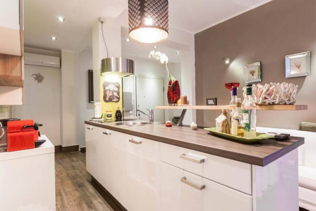 Lily'S - Near Harbor And Downtown With Terrace - Italy Flat Vacation Apartment Genoa Ngoại thất bức ảnh
