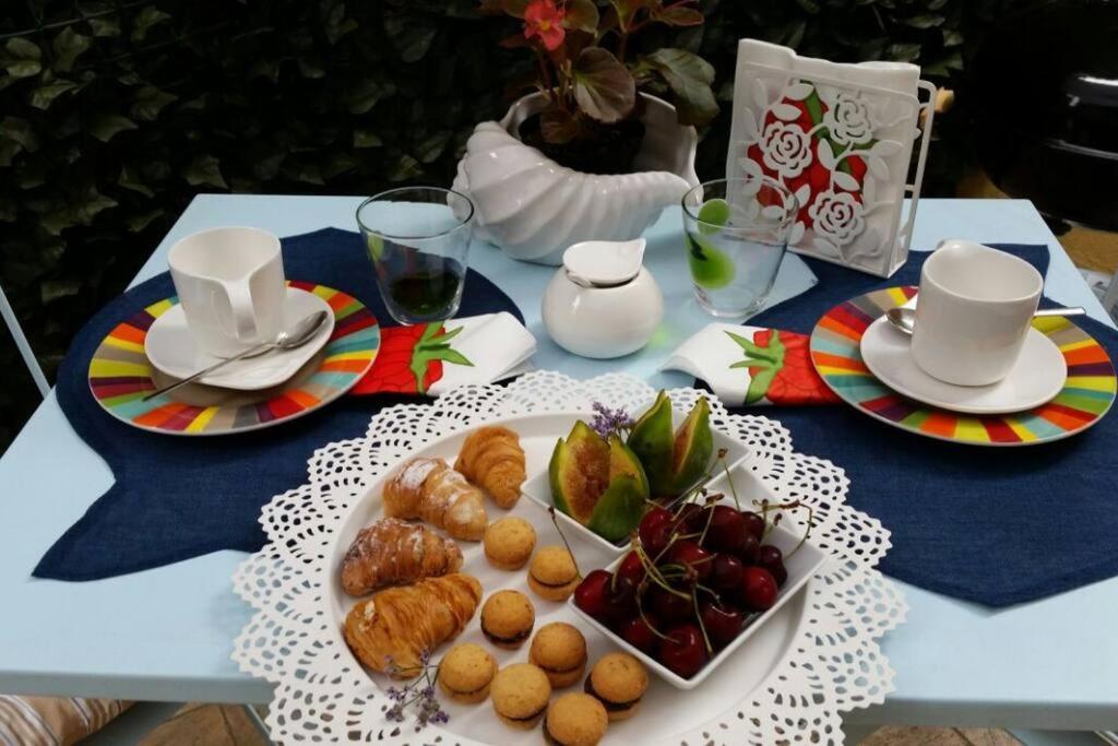 Lily'S - Near Harbor And Downtown With Terrace - Italy Flat Vacation Apartment Genoa Ngoại thất bức ảnh